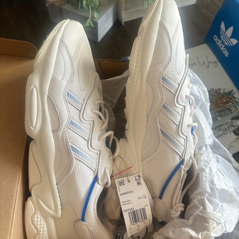 Adidas Ozweegos sneakers